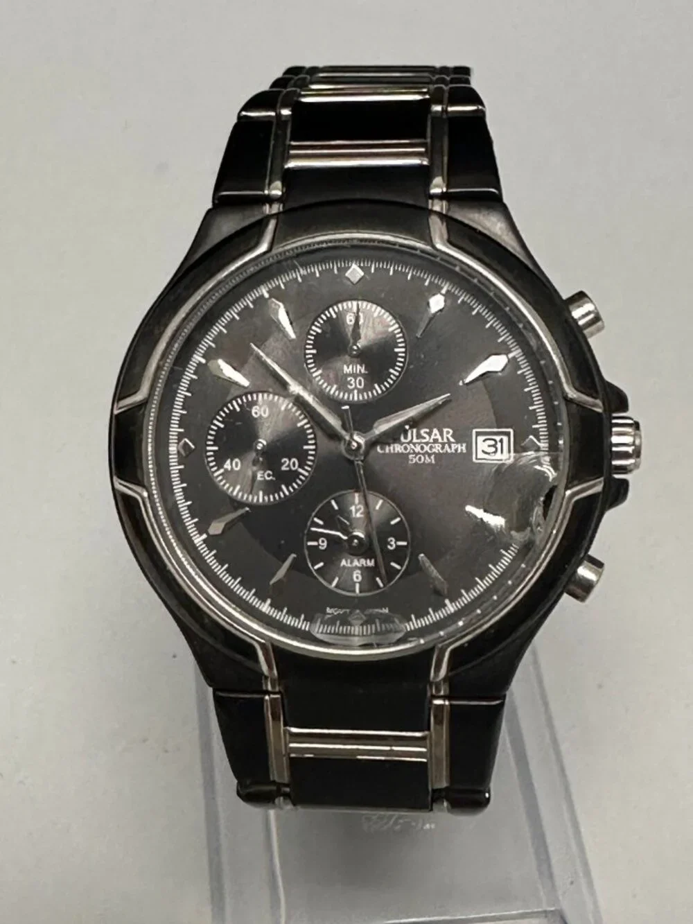 Pulsar Chronograph Mens Watch 38mm Damaged Crystal YM62-X144 New Battery 7.25